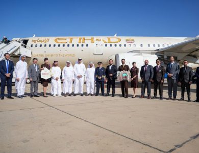 عودة-الربط-الجوي.-مطار-دمشق-يستقبل-أولى-رحلات-الاتحاد-للطيران-قادمة-من-أبوظبي