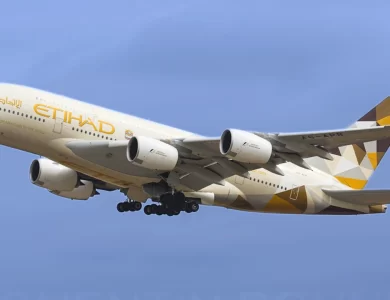 للمرة-الأولى-في-تاريخها.-الاتحاد-للطيران-تُحلق-بطائرتها-العملاقة-a380-إلى-طوكيو